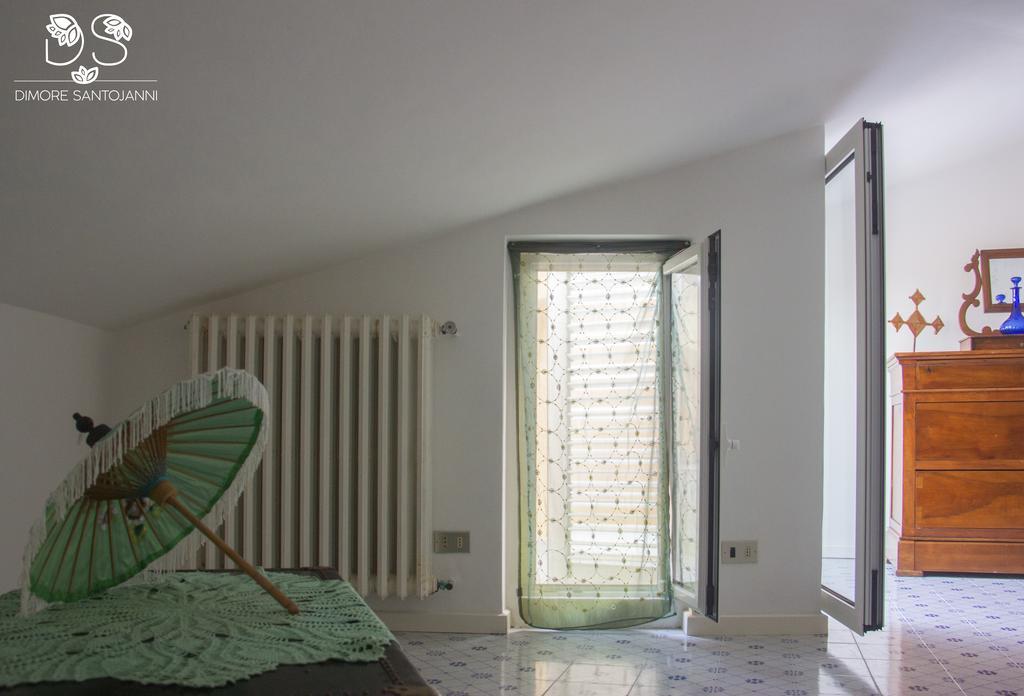 Dimore Santojanni - La Casa Sul Porto マラテーア エクステリア 写真